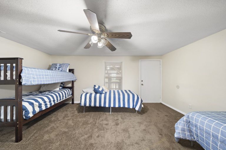 4-web-or-mls-220 Marine Way 4 Wide-31